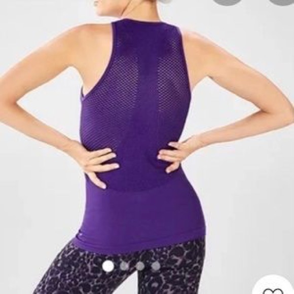 Fabletics Serenity Seamless Tank - Picture 2 of 3